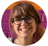 الی هیزل‌وود Ali Hazelwood