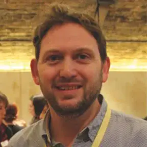 تامس تیلر نویسنده کتاب